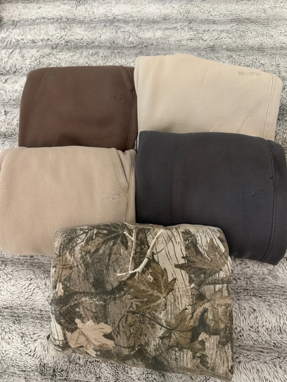 Hollister Men’s Sweatpants Joggers 5-Pair Bundle - Size Medium